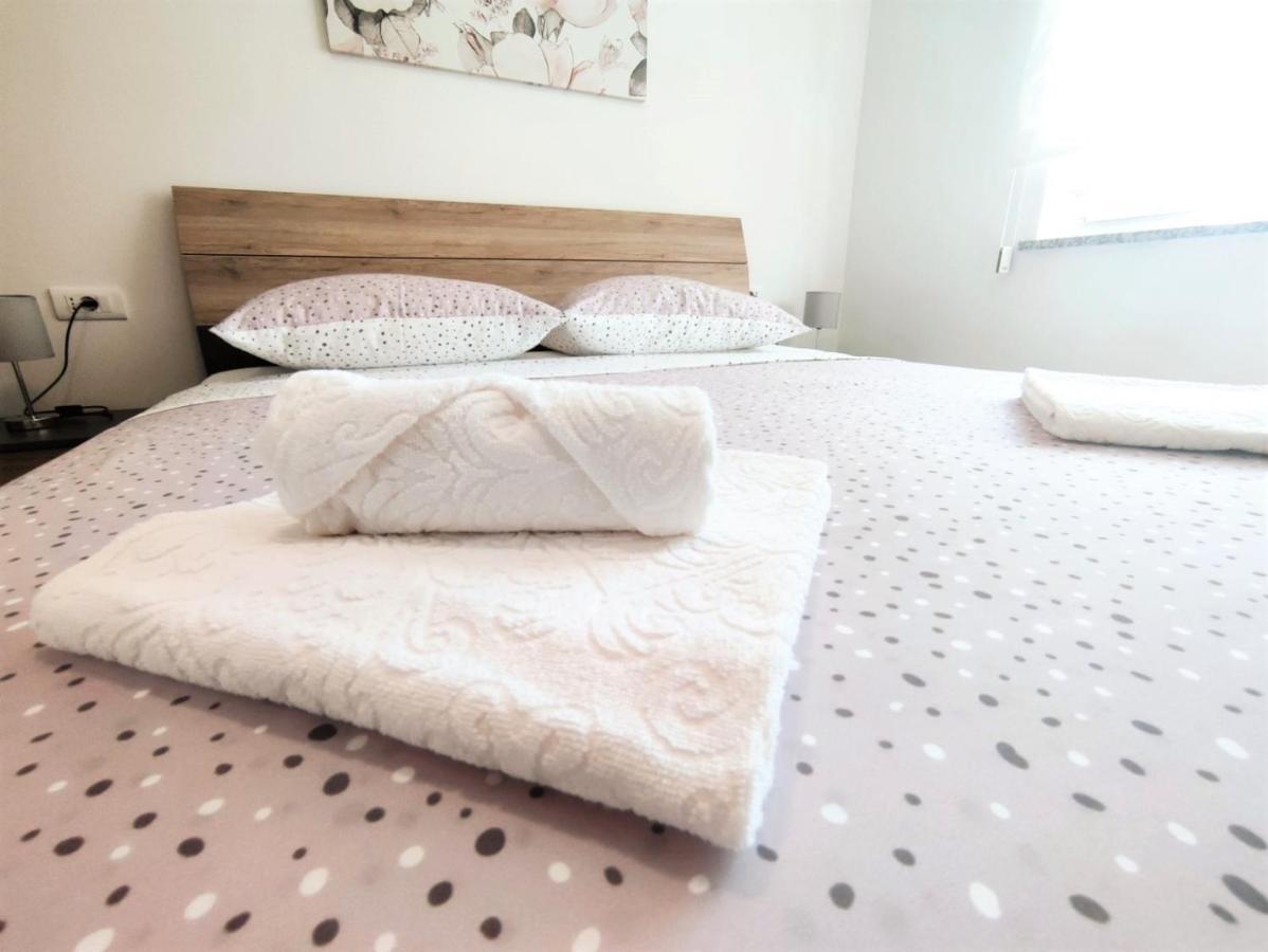 Apartman Dori Pula Exteriér fotografie