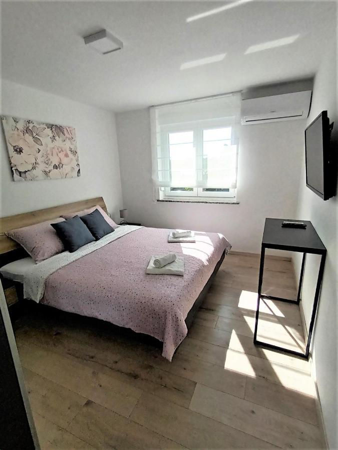 Apartman Dori Pula Exteriér fotografie